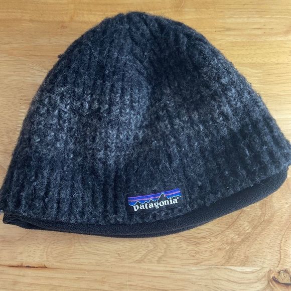 Patagonia Accessories | Patagonia Fleece Lined Beanie Speedway Twist | Color: Black/Gray | Size: Os | Houseofmagpie's Closet